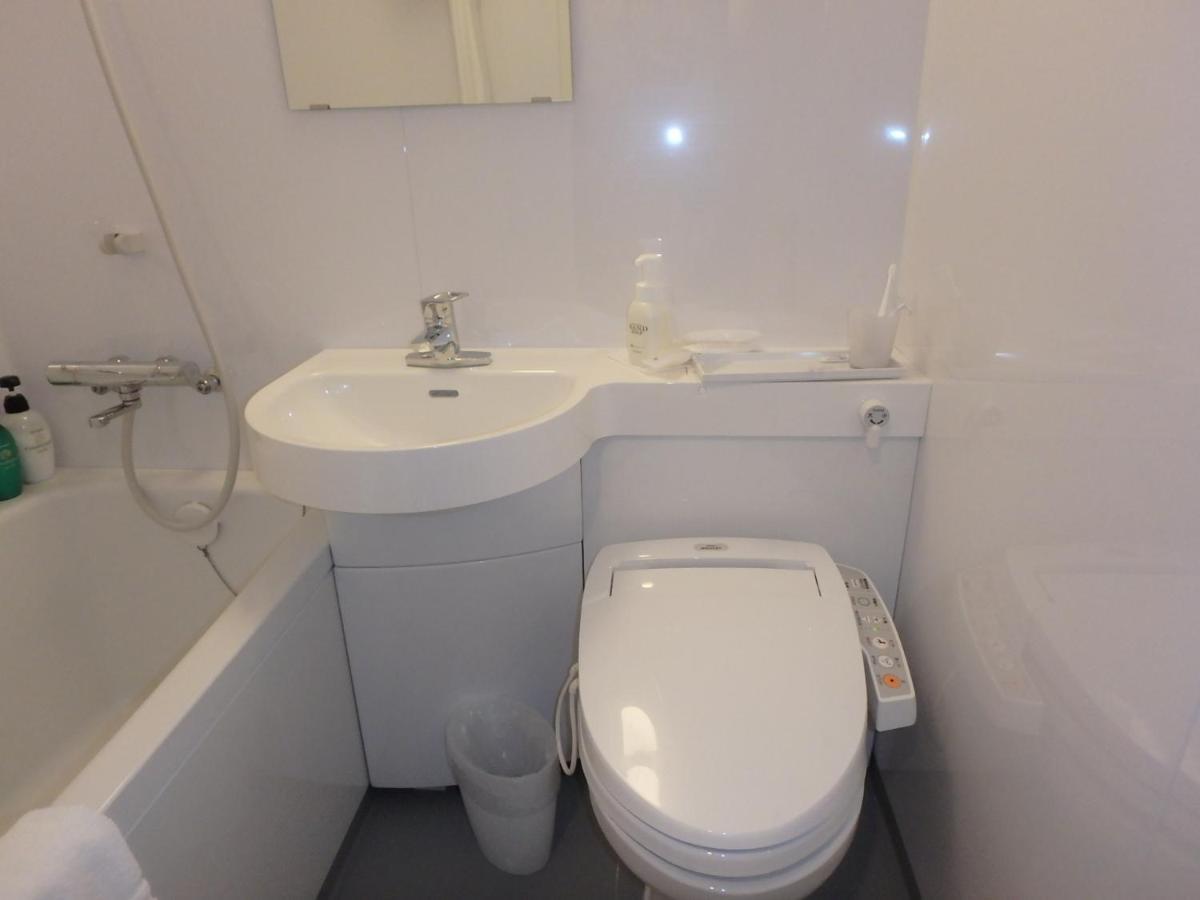 Hotel Crown Hills Ueno Premier Токио Екстериор снимка