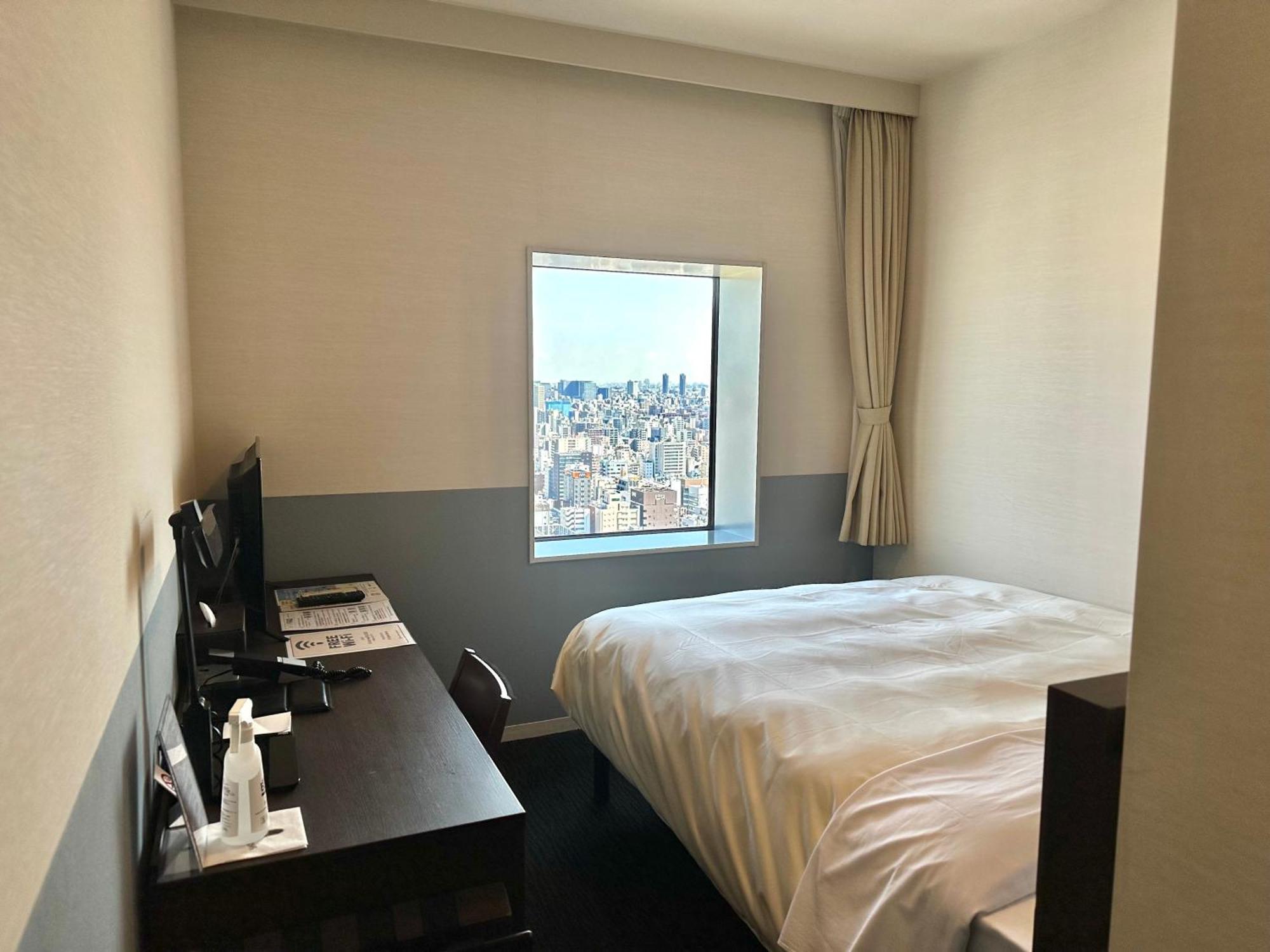 Hotel Crown Hills Ueno Premier Токио Екстериор снимка