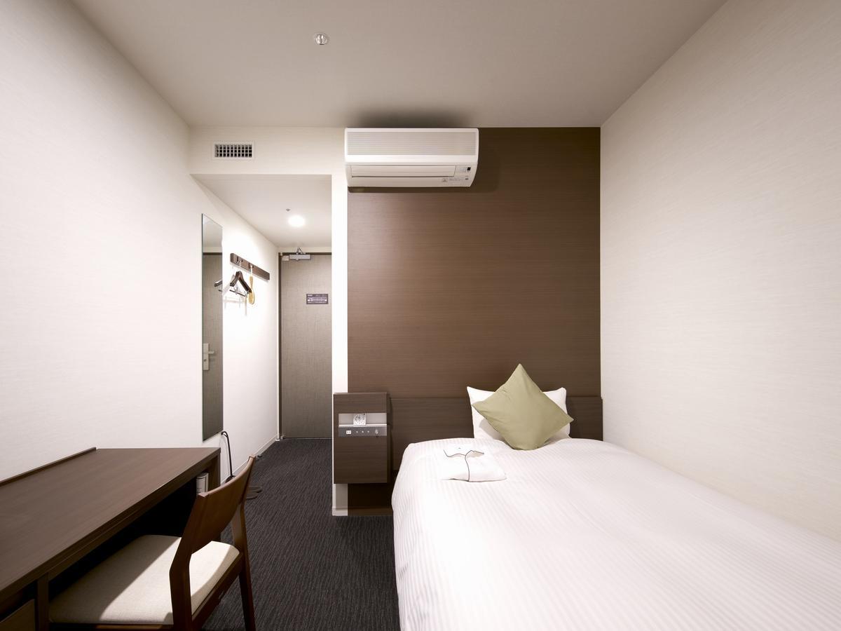 Hotel Crown Hills Ueno Premier Токио Екстериор снимка